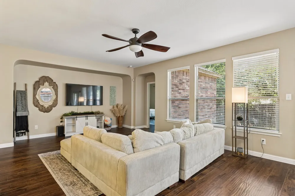 1113 Yellow Iris Road Leander, TX 78641