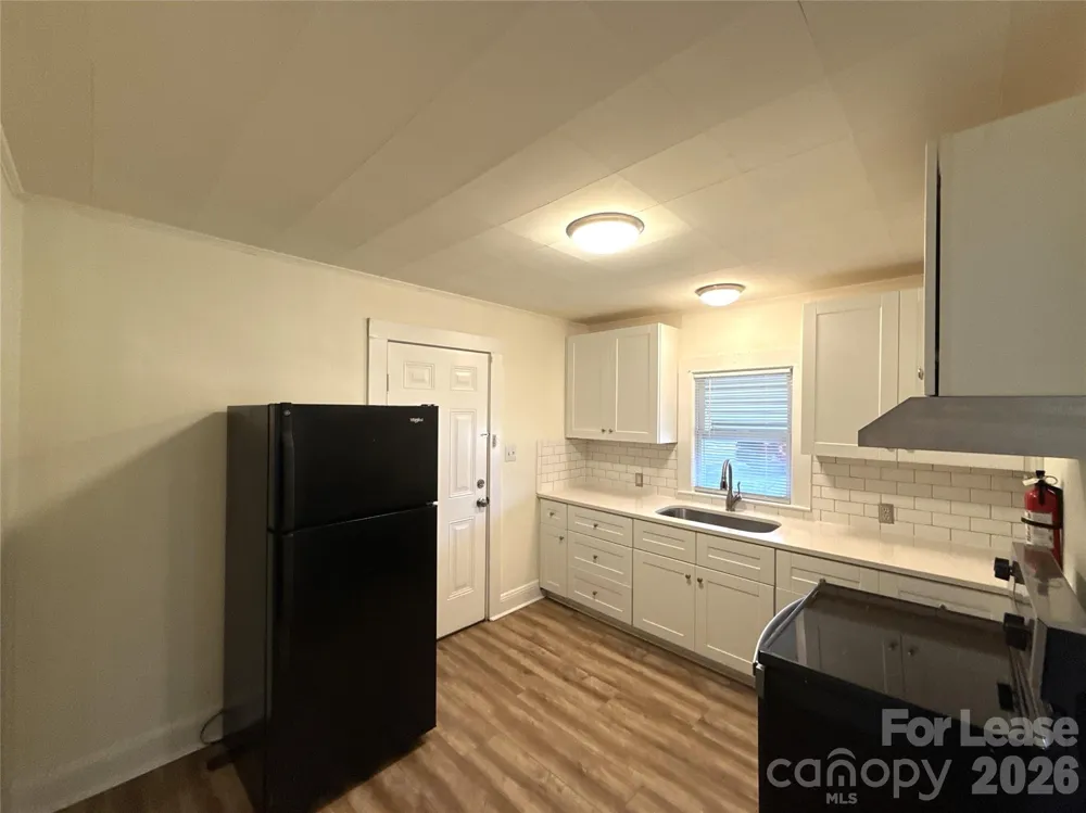 1907 E Elm Street Gastonia, NC 28054