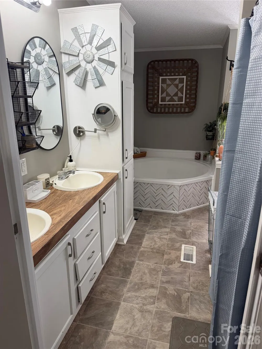 26434 Wayne Drive Albemarle, NC 28001