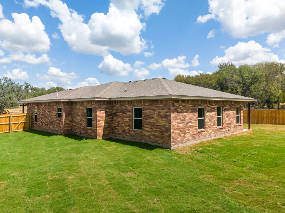 828 Elijah Lampasas, TX 76550