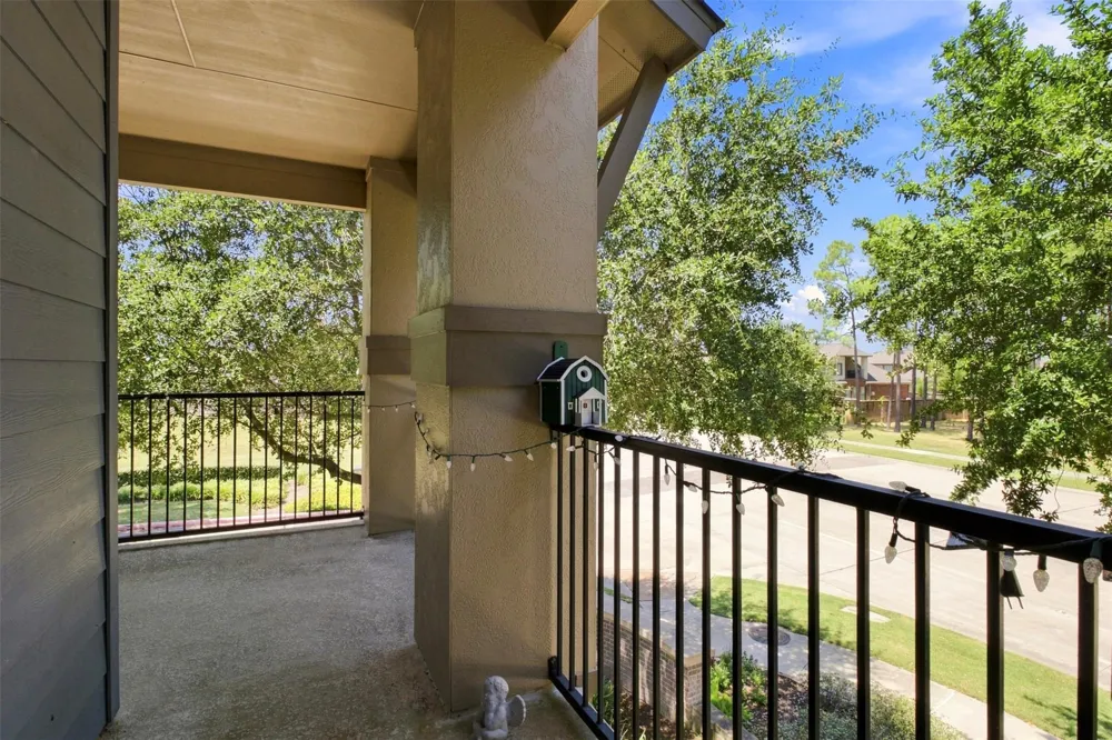 704 Water Street Webster, TX 77598