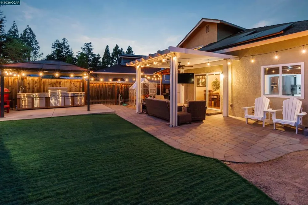 1515 Ohara Court Clayton, CA 94517
