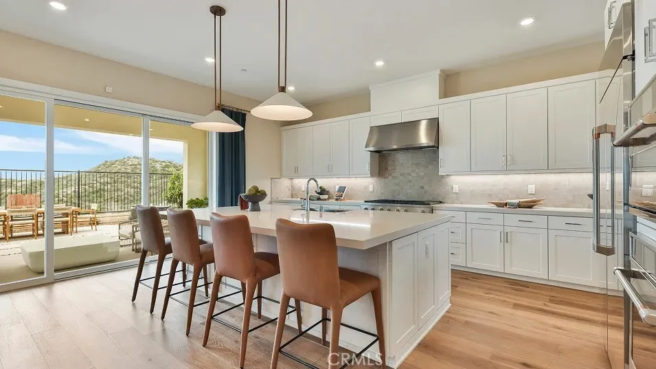 29798 Camino La Cumbre Valencia, CA 91354
