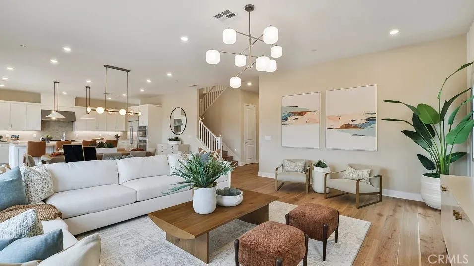 29798 Camino La Cumbre Valencia, CA 91354