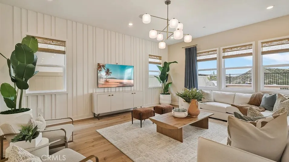 29798 Camino La Cumbre Valencia, CA 91354