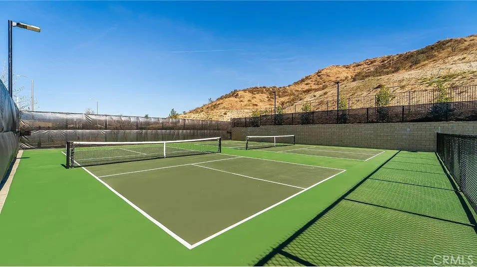 29798 Camino La Cumbre Valencia, CA 91354