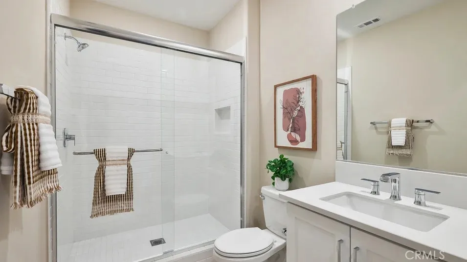 29798 Camino La Cumbre Valencia, CA 91354