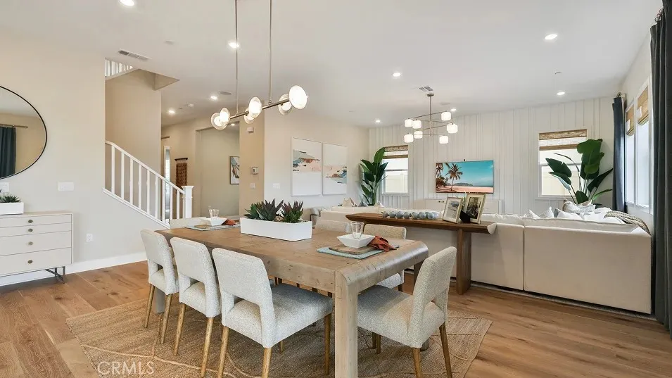 29798 Camino La Cumbre Valencia, CA 91354