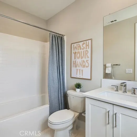 29798 Camino La Cumbre Valencia, CA 91354