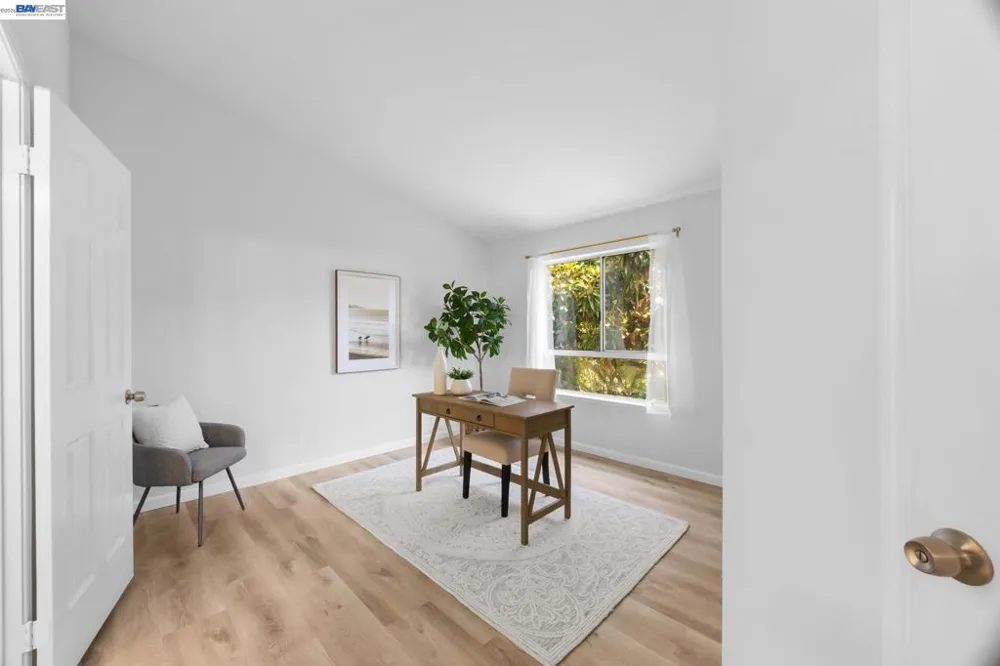 278 Estabrook St San Leandro, CA 94577