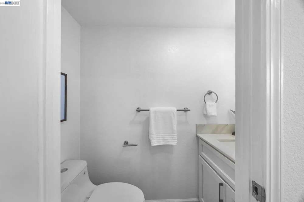 278 Estabrook St San Leandro, CA 94577