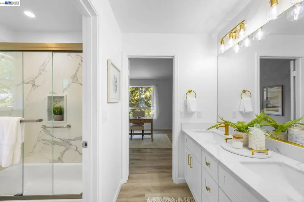 278 Estabrook St San Leandro, CA 94577