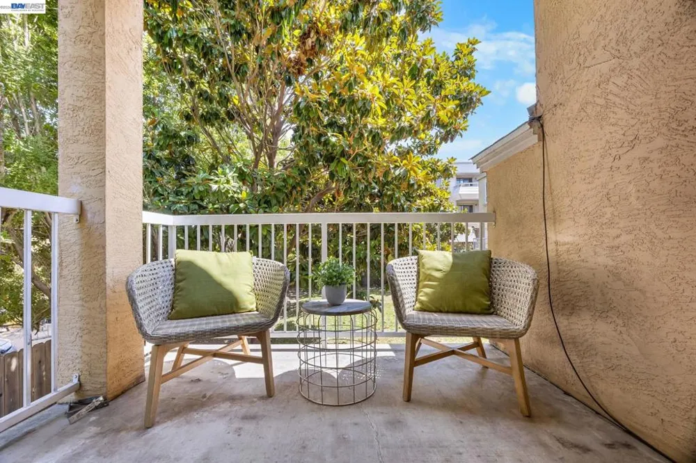 278 Estabrook St San Leandro, CA 94577