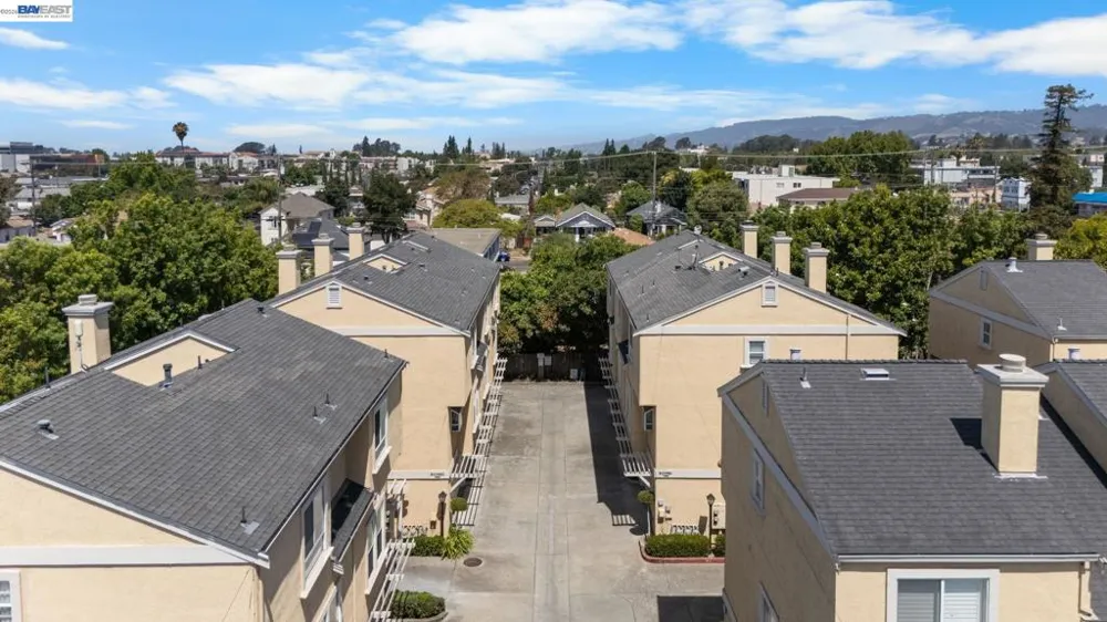 278 Estabrook St San Leandro, CA 94577