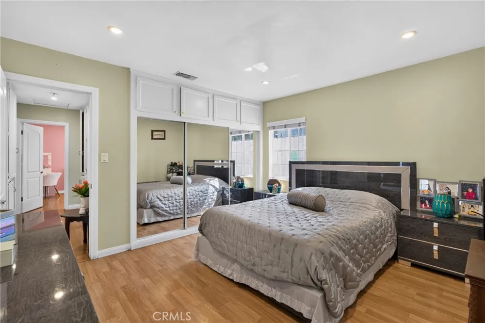 12327 Saticoy Street North Hollywood, CA 91605