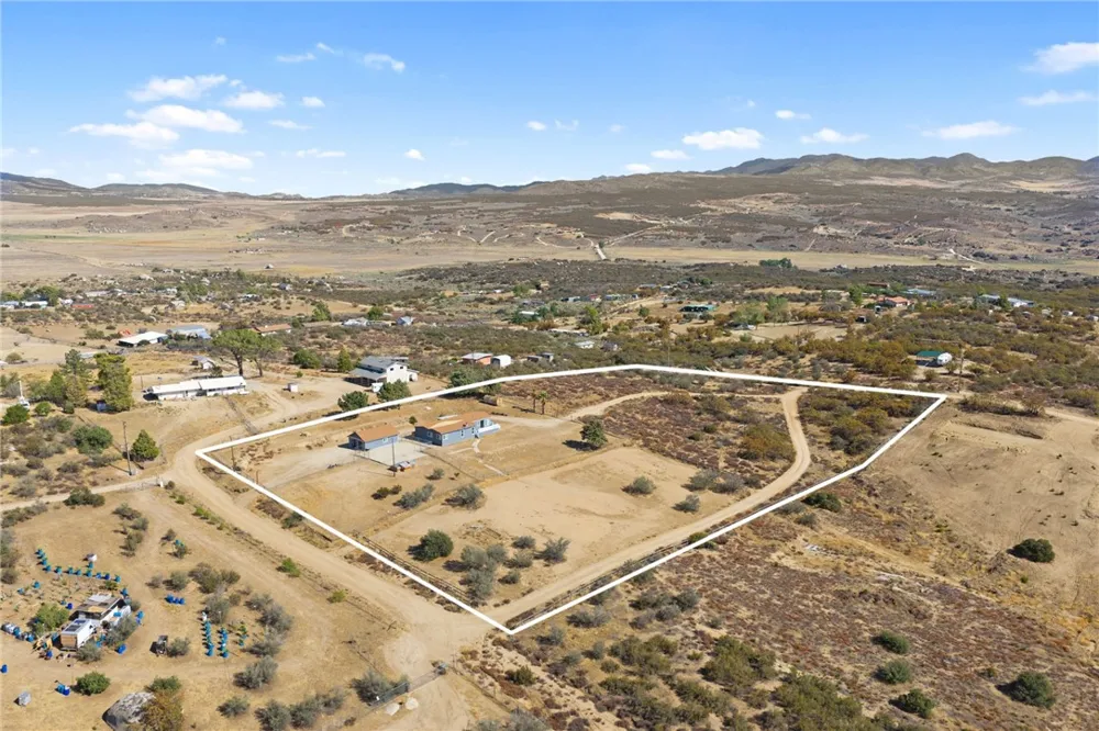 39680 Howard Road Anza, CA 92539