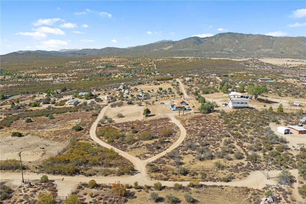 39680 Howard Road Anza, CA 92539