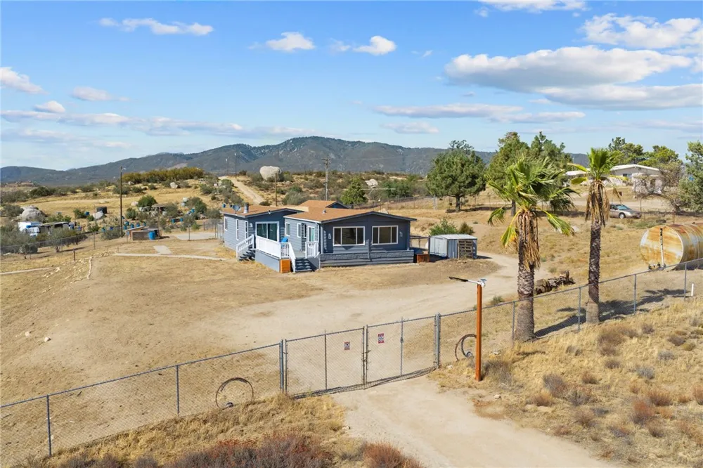 39680 Howard Road Anza, CA 92539