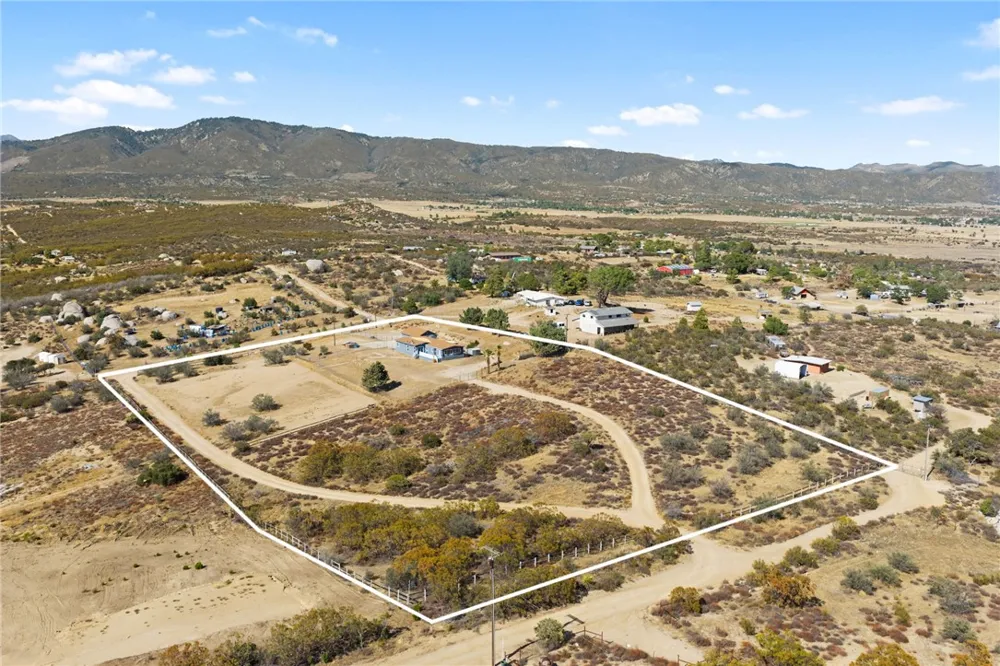 39680 Howard Road Anza, CA 92539