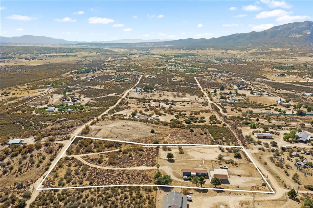 39680 Howard Road Anza, CA 92539