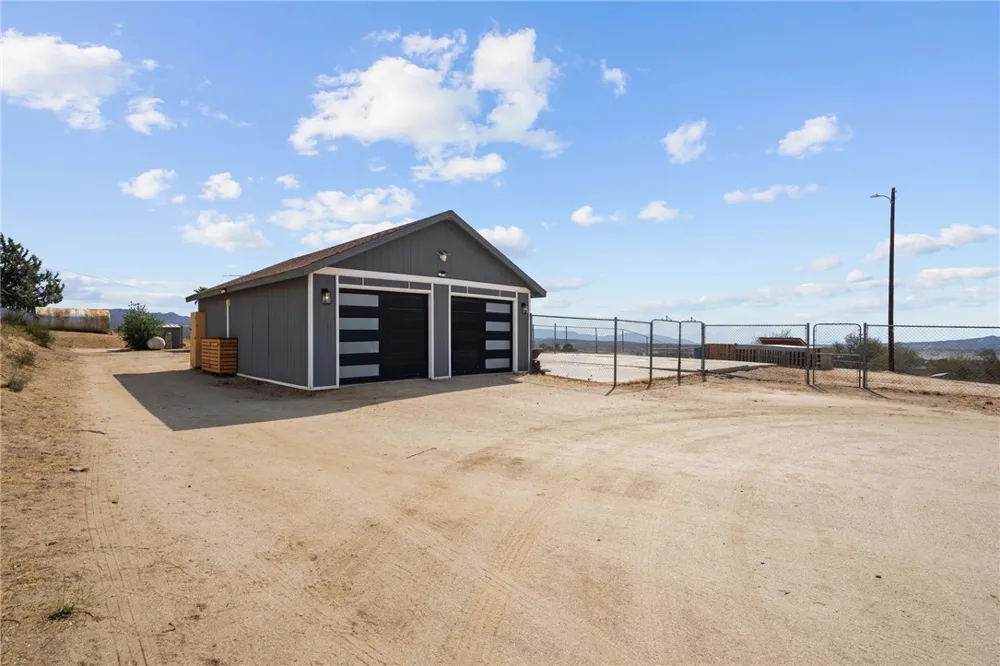 39680 Howard Road Anza, CA 92539