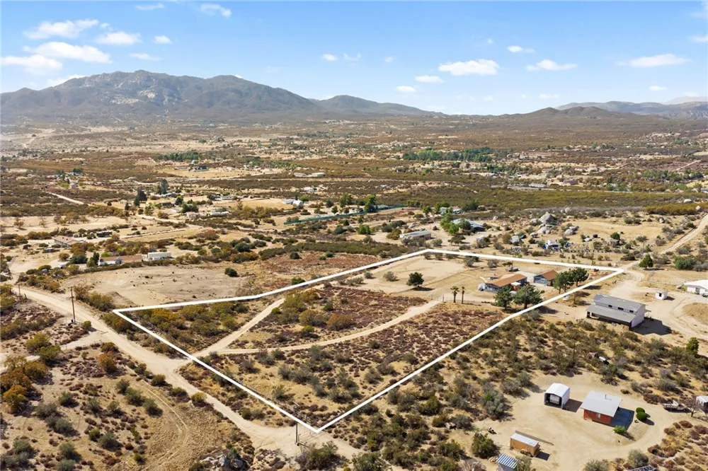 39680 Howard Road Anza, CA 92539
