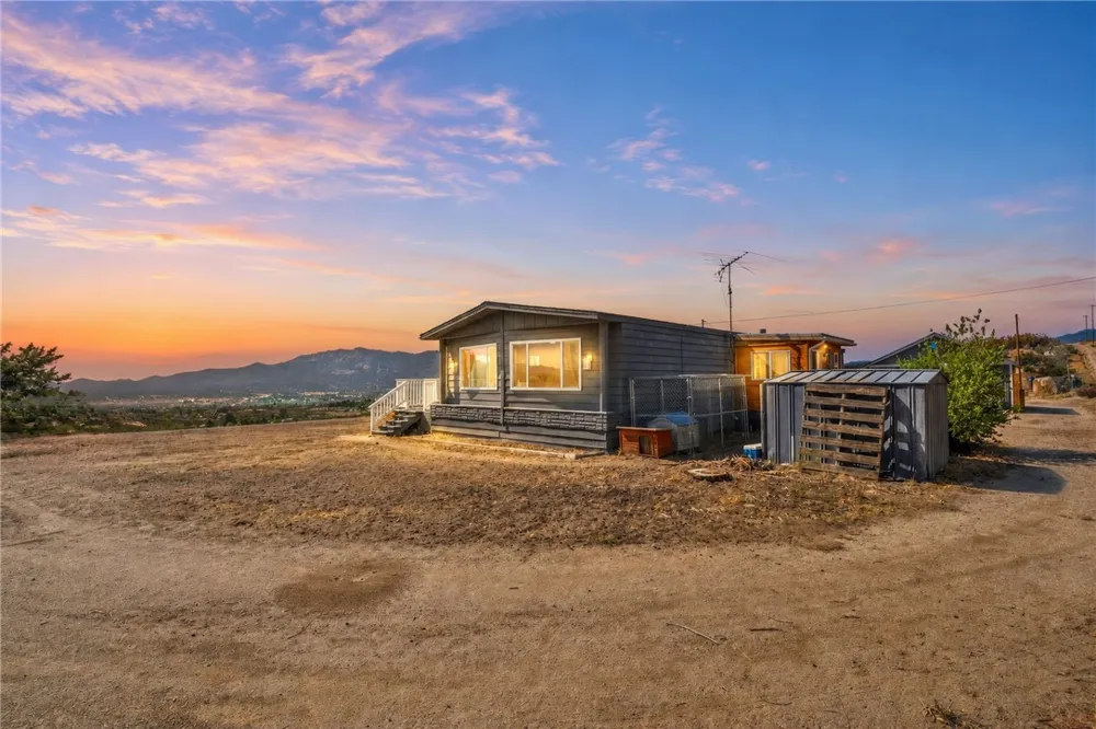 39680 Howard Road Anza, CA 92539