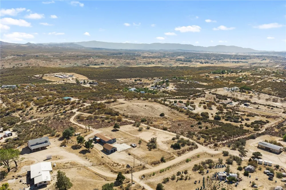 39680 Howard Road Anza, CA 92539