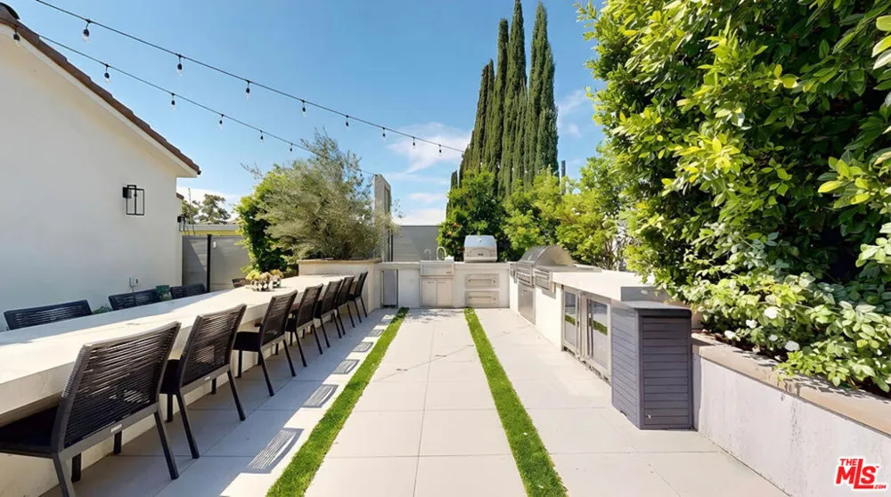 18221 Windsor Drive Villa Park, CA 92861