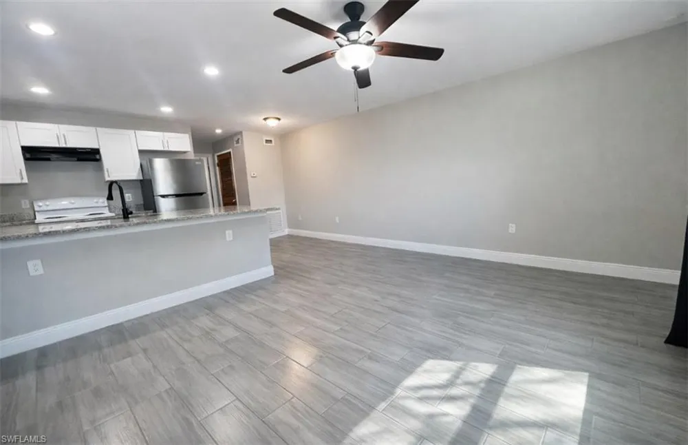 917 Freemont Street Fort Myers, FL 33916
