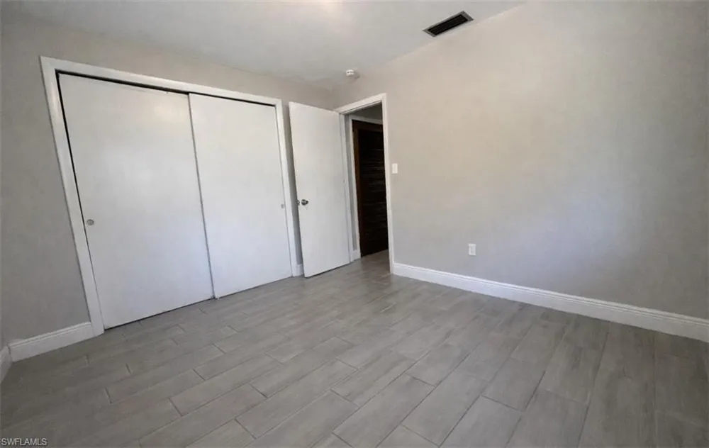 917 Freemont Street Fort Myers, FL 33916