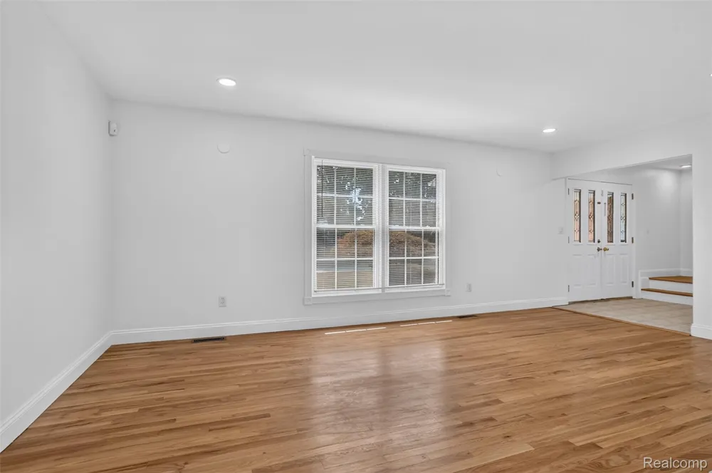 2834 Rossmoor Circle Bloomfield Hills City, MI 48302
