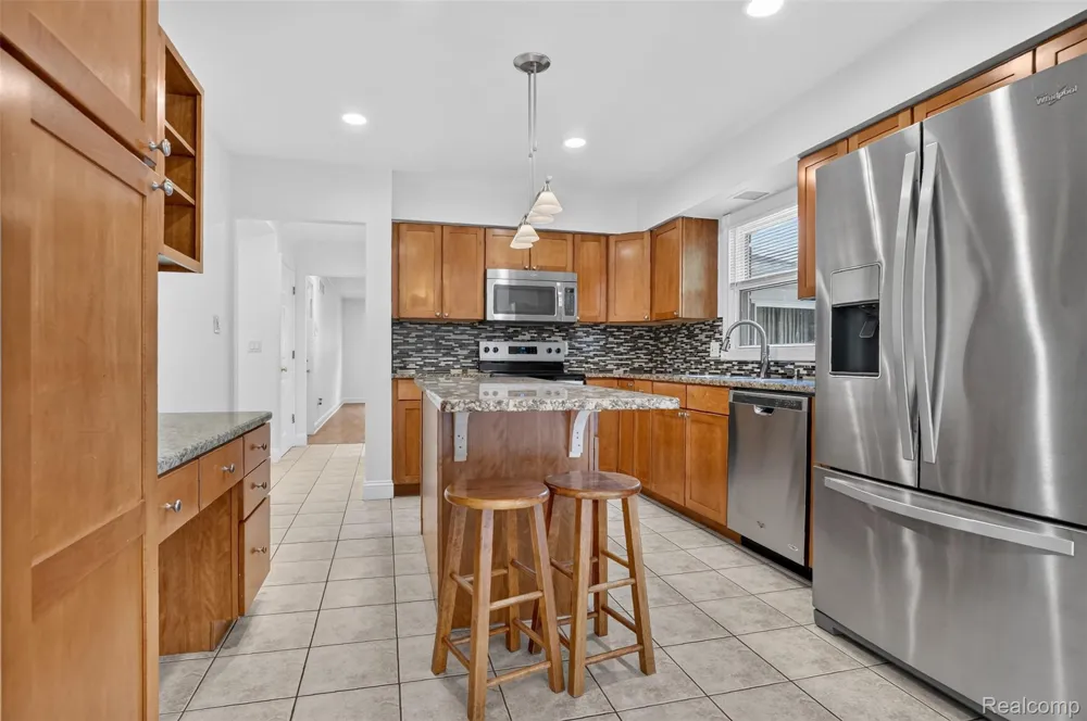 2834 Rossmoor Circle Bloomfield Hills City, MI 48302