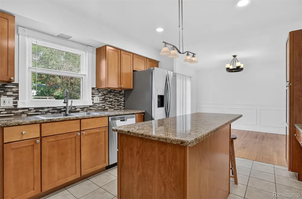2834 Rossmoor Circle Bloomfield Hills City, MI 48302
