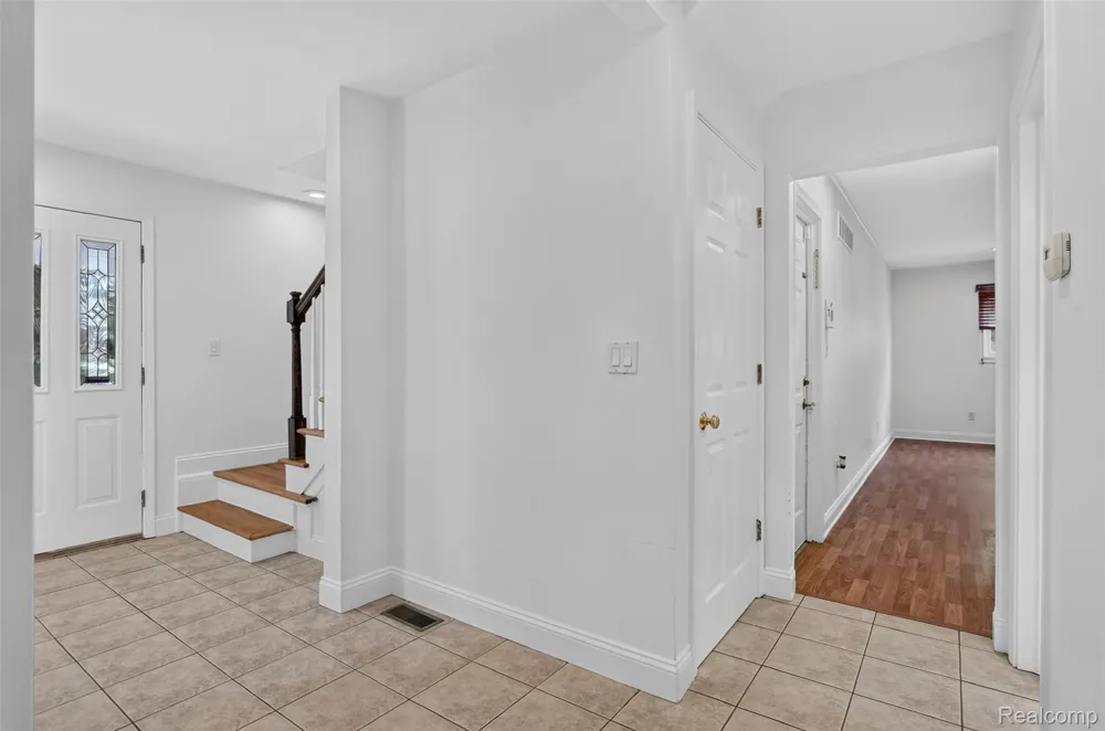 2834 Rossmoor Circle Bloomfield Hills City, MI 48302