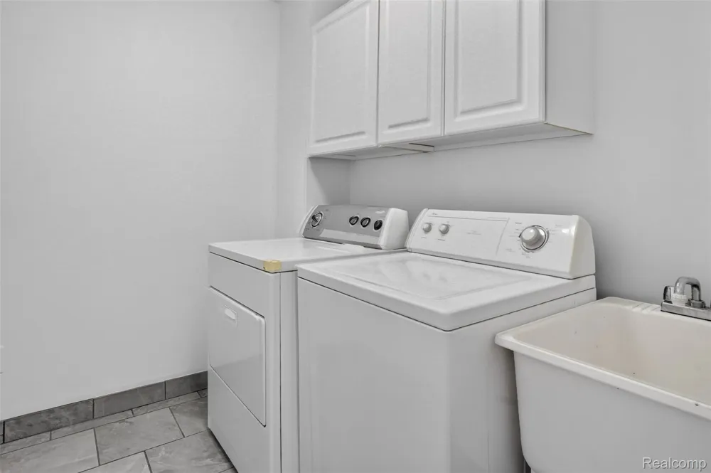 2834 Rossmoor Circle Bloomfield Hills City, MI 48302