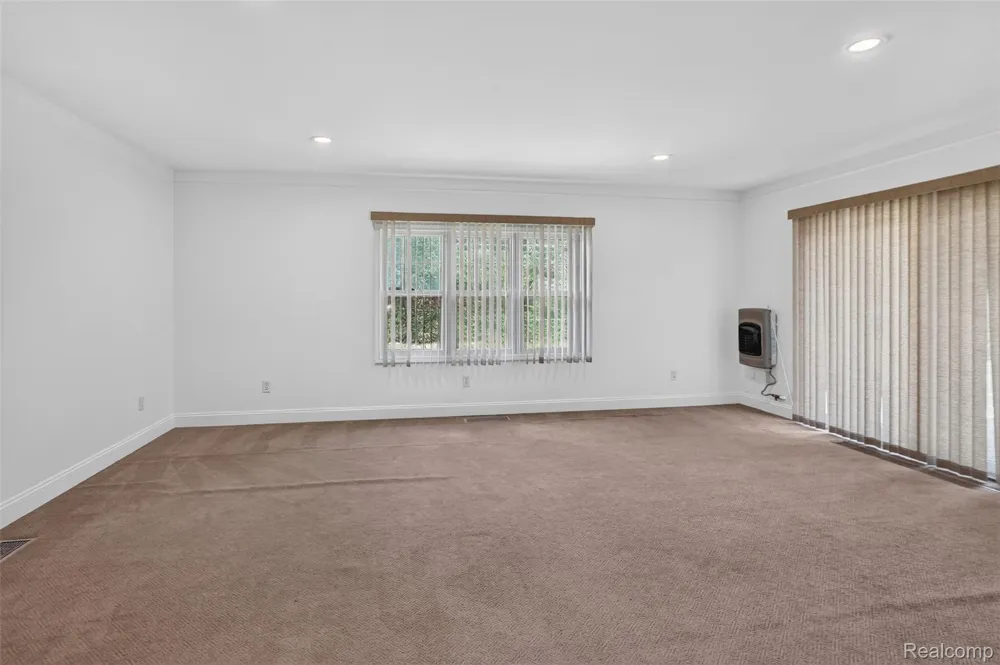2834 Rossmoor Circle Bloomfield Hills City, MI 48302