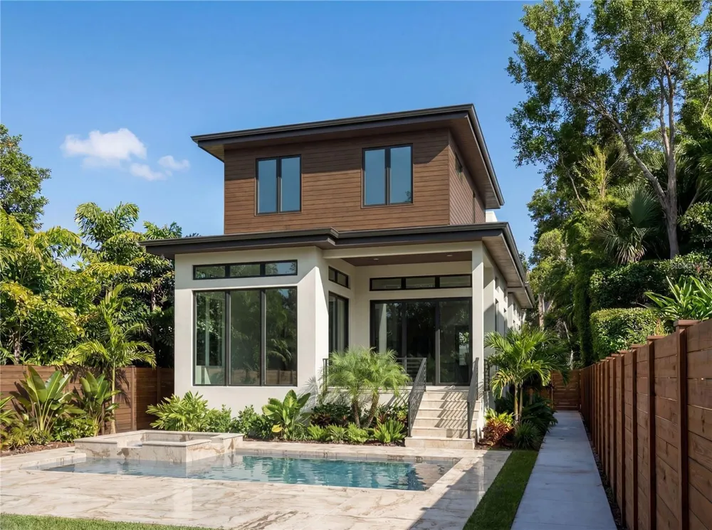 4183 ROBERTS POINT CIRCLE #LOT 18 Sarasota, FL 34242