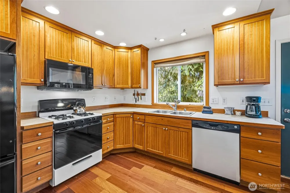11062 Whistler Lane Deming, WA 98244