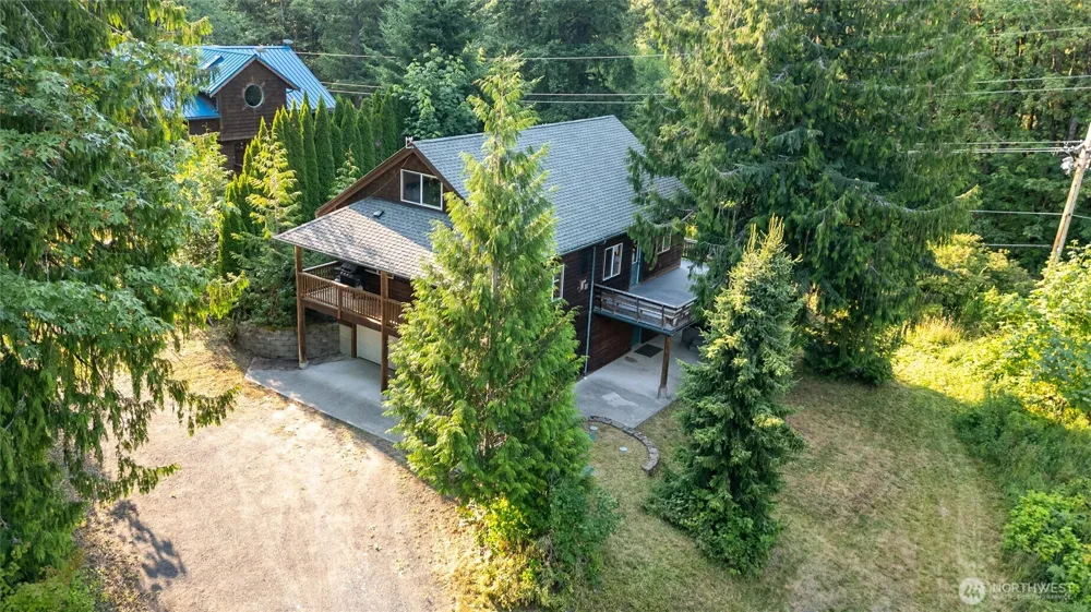 11062 Whistler Lane Deming, WA 98244