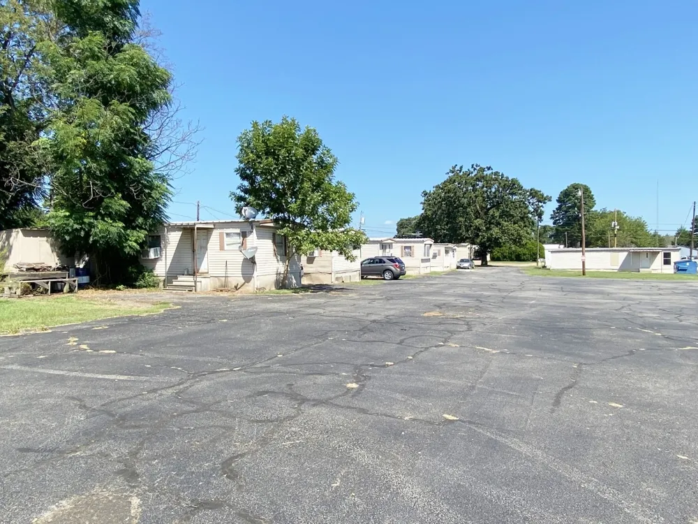 815 W 16th Mt Pleasant, TX 75455