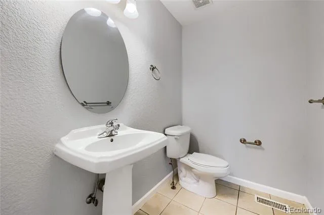 3841 Grove Street Denver, CO 80211