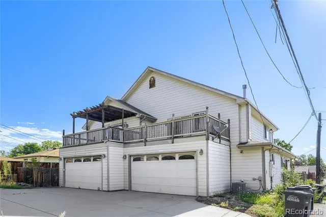 3841 Grove Street Denver, CO 80211