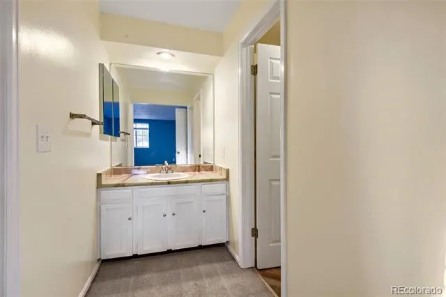 5460 S Rifle St Aurora, CO 80015