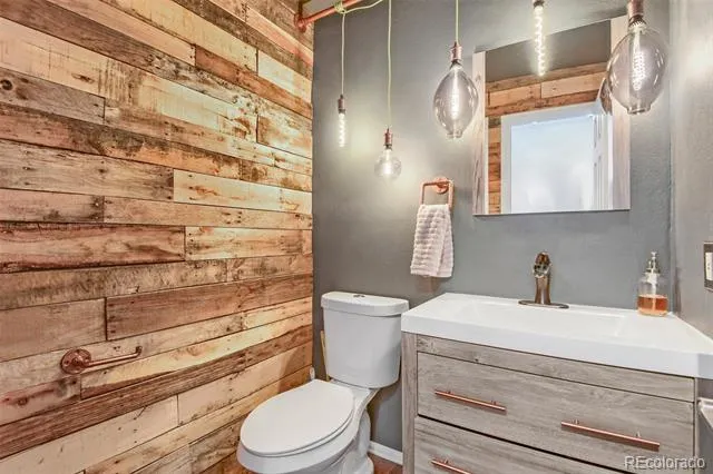 5460 S Rifle St Aurora, CO 80015