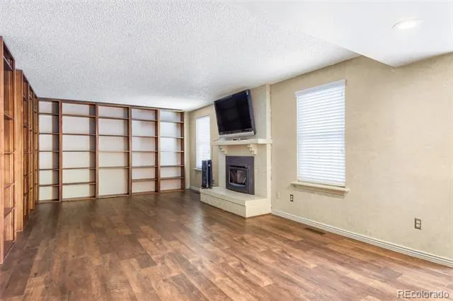 5460 S Rifle St Aurora, CO 80015