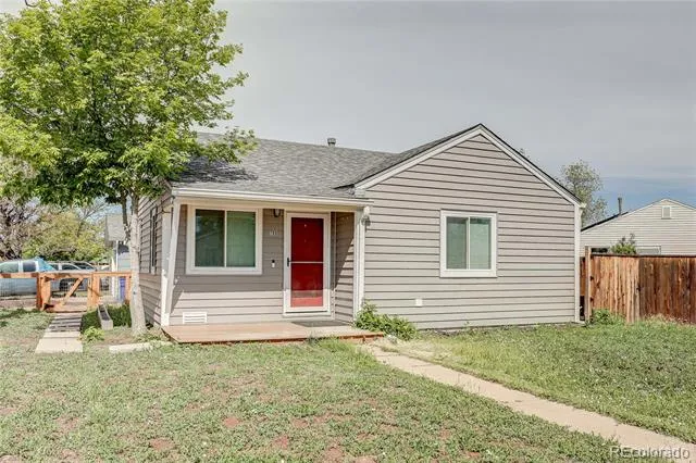705 Newark Street Aurora, CO 80010