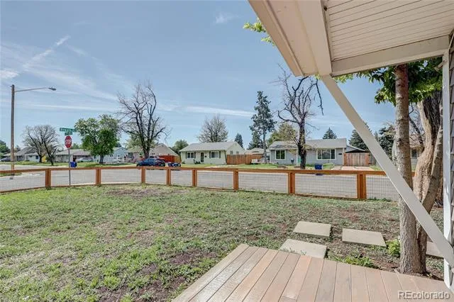 705 Newark Street Aurora, CO 80010