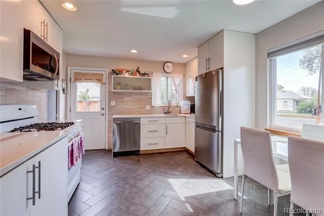 705 Newark Street Aurora, CO 80010