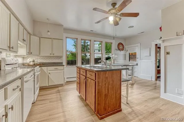 728 W Kiowa Street Colorado Springs, CO 80905